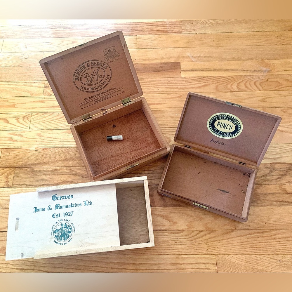 Benson & Hedges , Perfectos Cigar 
1920s & Baumert Cheese, and Jam  Boxes